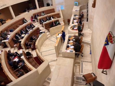 El-Parlamento-apoya-un-estudio-sobre-la-tarjeta-monedero-para.jpg