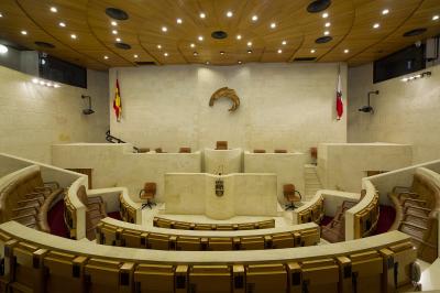 El-pleno-del-Parlamento-debatira-el-proximo-lunes-sobre-la.jpg