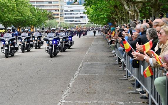 Gema Igual jura bandera en la parada militar de la noticias/imagen-asociada/2024/05/jura_bandera_acto_guardia_real_3.jpg