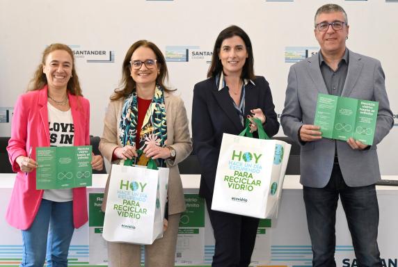 noticias/imagen-asociada/2024/05/campana_ecovidrio_zona_centro_3.jpg