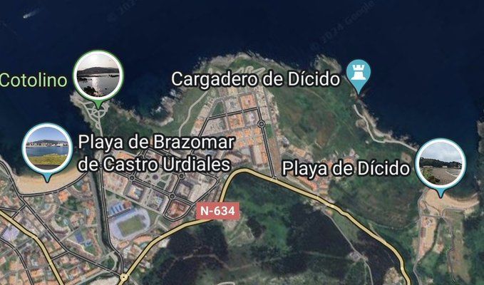 Efectivos de emergencias buscan por tierra, mar y aire a un buzo desaparecido en la costa de Castro Urdiales