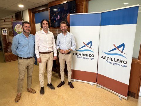 EL-ALCALDE-DE-ASTILLERO-RECIBE-A-SUS-HOMOLOGOS-DE-ALMANZA.jpg