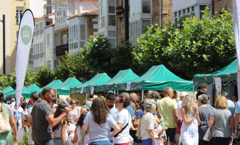 Éxito de público en la primera jornada del Mercado Campurriano