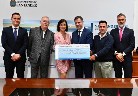 noticias/imagen-asociada/2024/10/entrega_recaudacion_solidaria_gala_folclore_2024.jpg