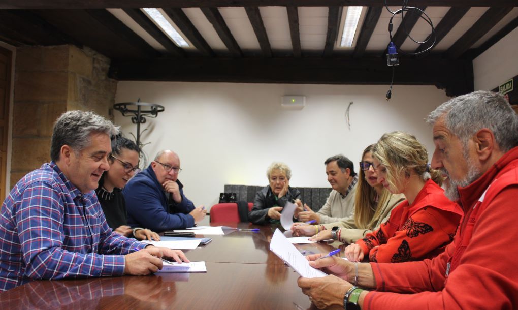 El Ayuntamiento de Reinosa refrenda sus convenios de colaboración con entidades del municipio