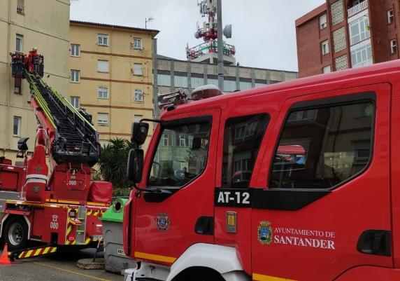 noticias/imagen-asociada/2024/11/camion_bomberos.jpg