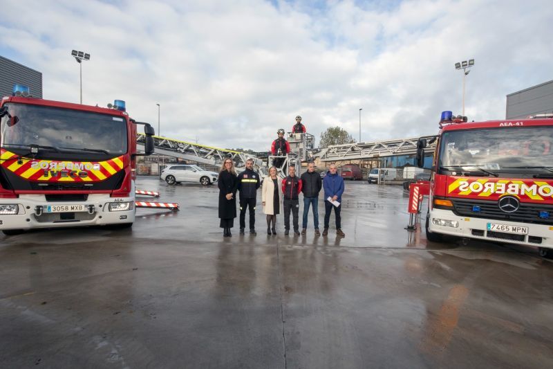 El Gobierno de Cantabria dota a su cuerpo de bomberos de dos nuevas autoescalas