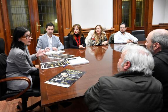noticias/imagen-asociada/2025/01/reunion_festival_solidario_dana_3.jpg