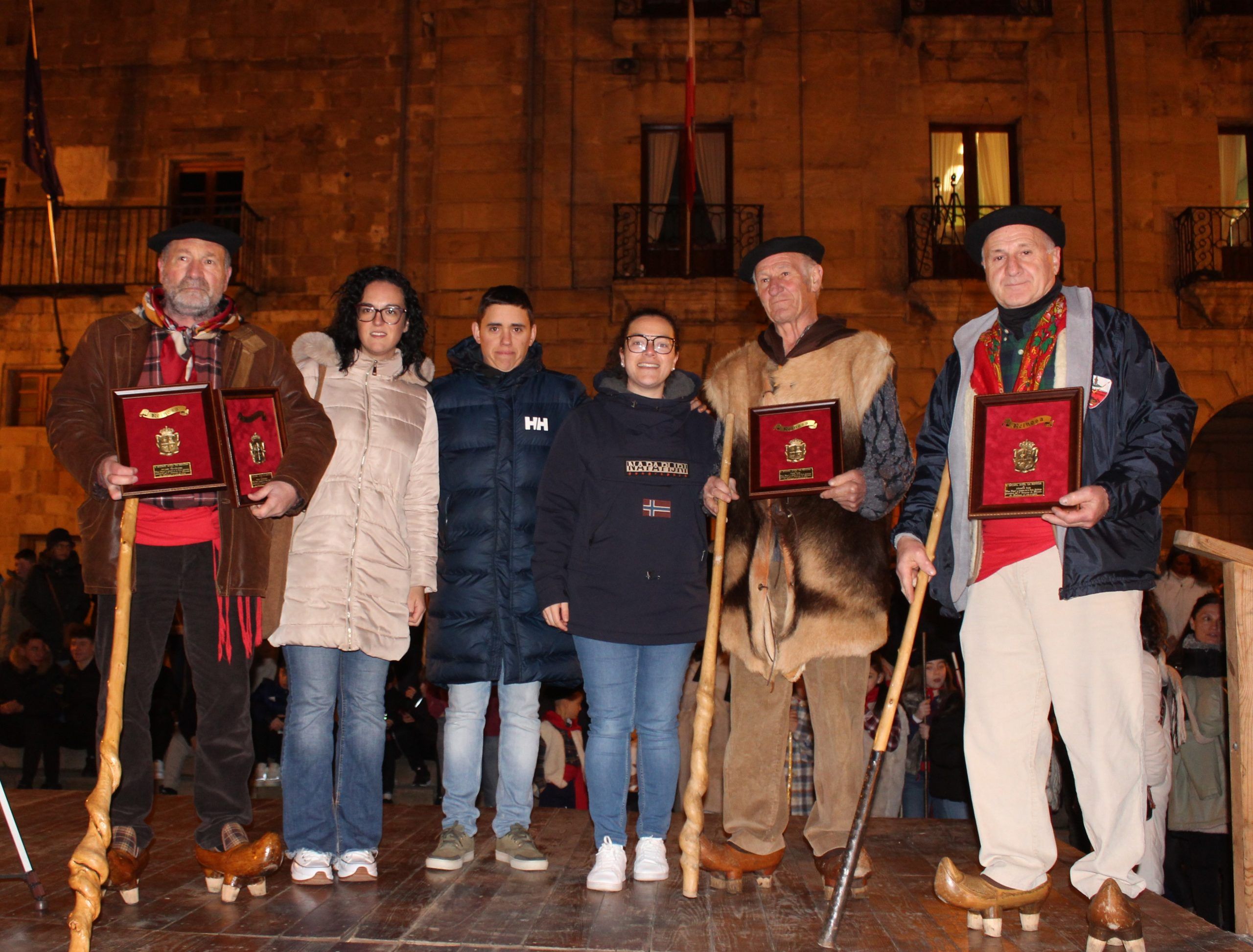 Los cantos de Las Marzas resuenan en las voces de las rondas reinosanas