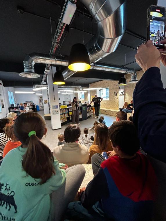 Santander celebra el Día del Libro con actividades para acercar noticias/imagen-asociada/2025/04/celebracion_dia_del_libro_2025_2.jpg