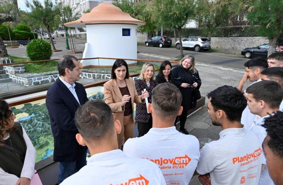 noticias/imagen-asociada/2025/05/fin_restauracion_mapa_plaza_de_las_brisas_8.jpg