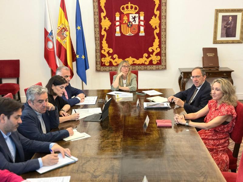 Adif-licitara-este-ano-las-primeras-obras-de-integracion-ferroviaria.jpeg
