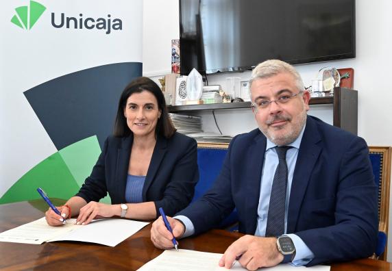 El Ayuntamiento y Unicaja colaboran para dinamizar la cultura en noticias/imagen-asociada/2025/06/firma_convenio_con_unicaja_actividades_dinamizacion_social_2025_1.jpg