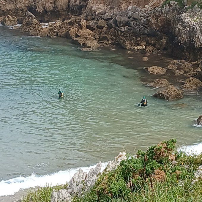 Localizado el cuerpo de joven desaparecido en la costa de San Vicente de la Barquera