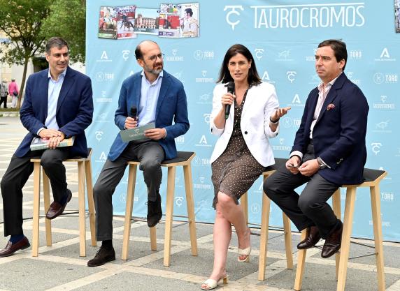 noticias/imagen-asociada/2025/07/taurocromos_4.jpg