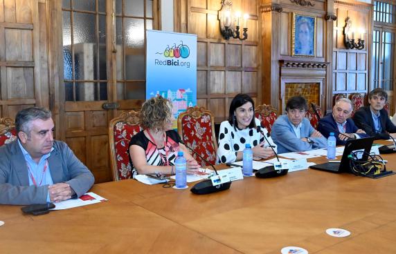 noticias/imagen-asociada/2025/07/encuentro_redbici_uimp_2.jpg