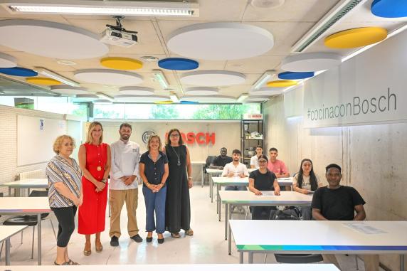 noticias/imagen-asociada/2025/08/programa_operaciones_basicas_de_cocina.jpg