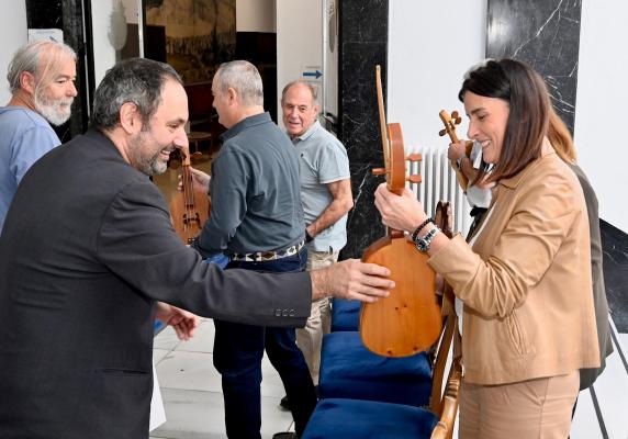 noticias/imagen-asociada/2025/10/presentacion_certamen_rabel_1.jpg