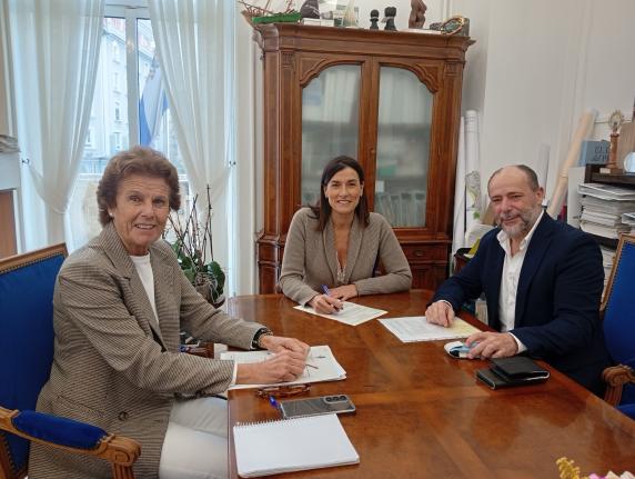 El Ayuntamiento prepara una gran fiesta por el centenario de noticias/imagen-asociada/2025/11/con_presidente_remo.jpg