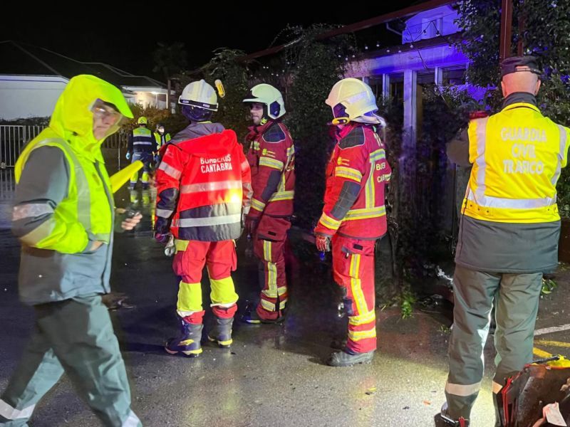 Fallecen tres jóvenes en un accidente de tráfico en Cabezón de la Sal