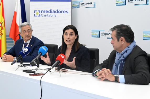noticias/imagen-asociada/2025/12/r._p._congreso_mediadores_seguros_1.jpg
