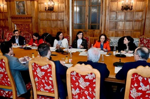 noticias/imagen-asociada/2026/03/reunion_con_equipo_rectoral_uc_1.jpg