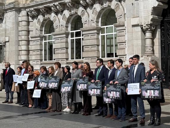 noticias/imagen-asociada/2026/03/minuto_de_silencio_26_marzo_1.jpg