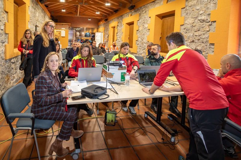 Urrutia destaca la importancia de los simulacros como herramientas para entrenar y concienciar tanto a servicios de emergencias como a la población