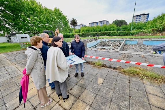 noticias/imagen-asociada/2026/05/inicio_obras_piscina_polivalente_imd_1.jpg