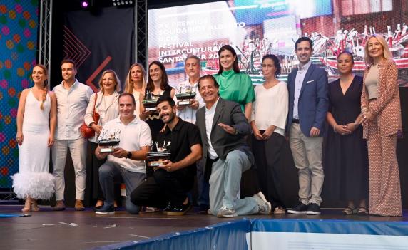 Javi Hoyos, 'La Joyita’, ONCE UniDiversidad y Aldeas Activas, Premios noticias/imagen-asociada/2026/08/premios_alberto_pico_2025.jpg