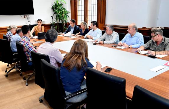 Santander moviliza 8,4 millones para instalaciones deportivas, vivienda asequible y noticias/imagen-asociada/2026/08/comision_economia_agosto_2026_1.jpg