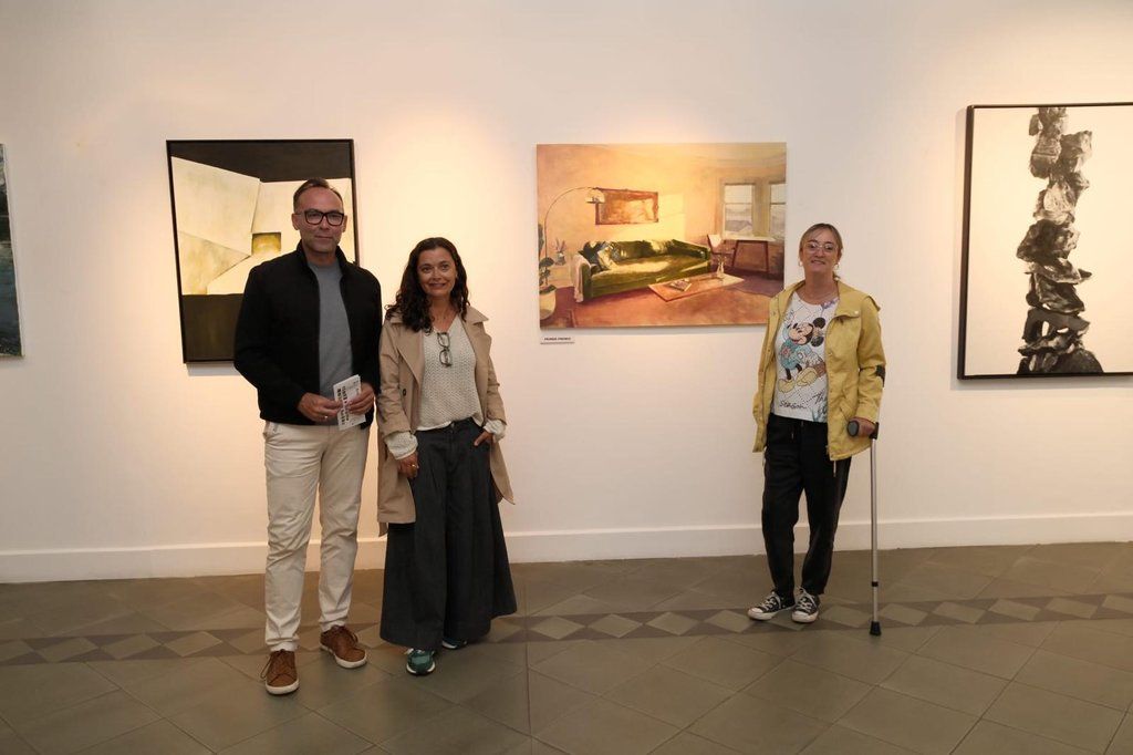 Noemí Gutiérrez Gómez gana el XLIX Concurso de Pintura Casimiro Sainz con la obra ‘Una habitación sumergida’