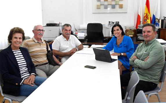 El Ayuntamiento traslada su apoyo a la celebración del centenario noticias/imagen-asociada/2026/09/con_club_espana_de_cueto.jpg