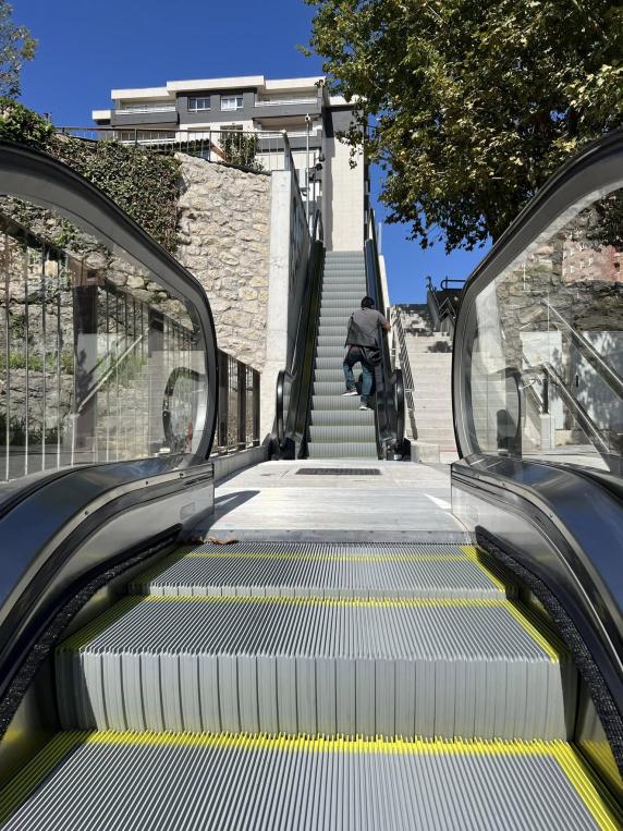 El Ayuntamiento inicia los trabajos para sustituir las escaleras mecánicas noticias/imagen-asociada/2026/10/486507169_2143573182772645_7445712458319806748_n.jpg