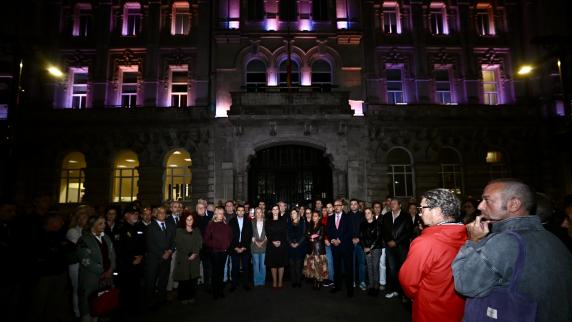 Santander guarda un minuto de silencio en memoria de las noticias/imagen-asociada/2026/10/minuto_silencio_accidente_ferroviario_urda.jpeg