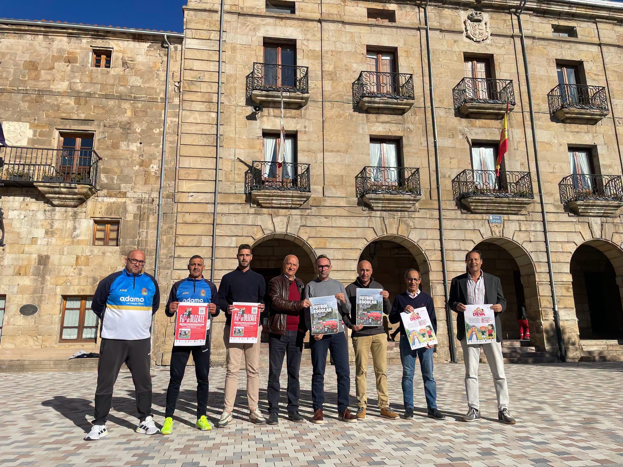 El programa Comarcas, presentado en el Ayuntamiento de Reinosa, sede de las tres propuestas que llegan este fin de semana al Valle de Campoo